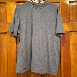 Men's Gray T-Shirt Untuckit Shirt